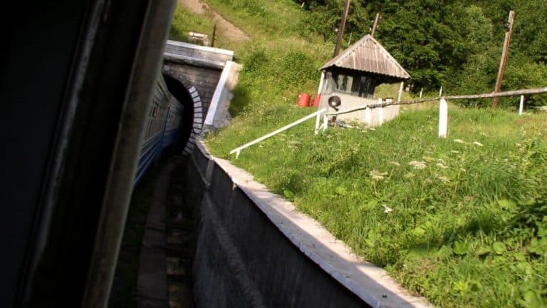 Rosjanie ostrzelali rakietami Beskidzki Tunel Kolejowy w obwodzie lwowskim