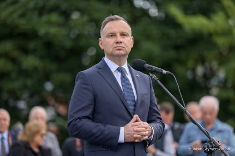 Prezydent Duda: Nie będę już odpowiadał na sugestie z Brukseli