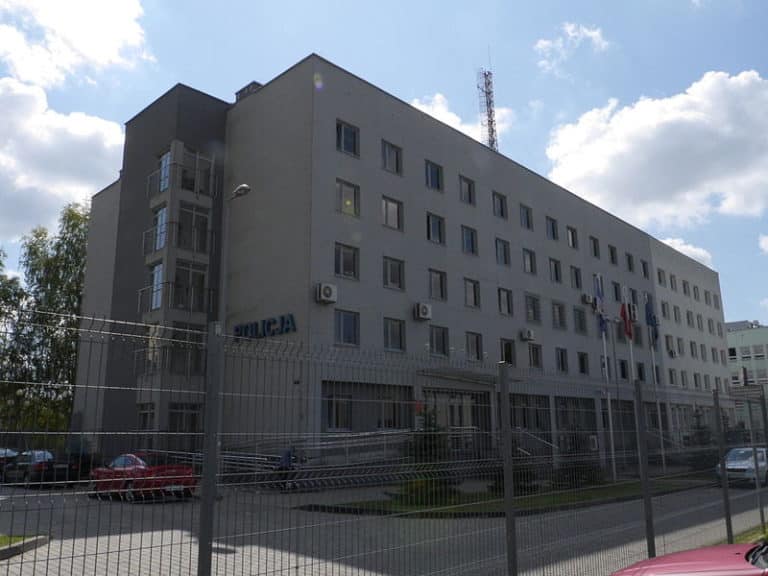 RMF: Strzały w komendzie policji w Chrzanowie