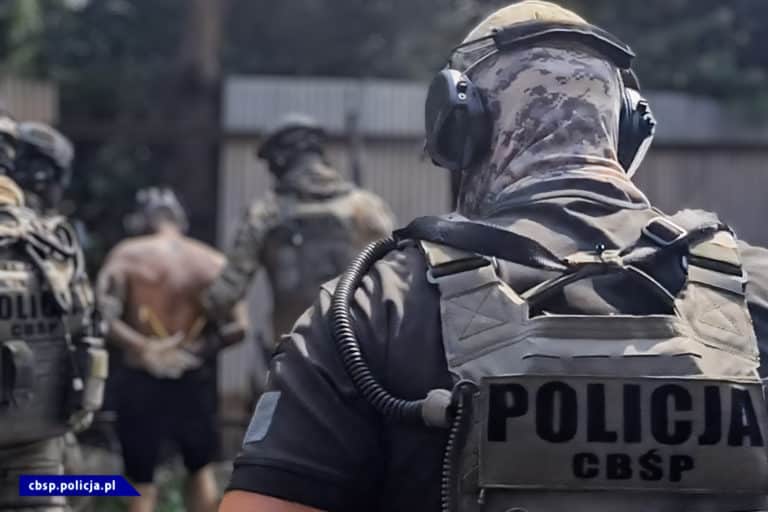 CBŚP zlikwidowało jedną z największych w Polsce fabrykę narkotyków syntetycznych
