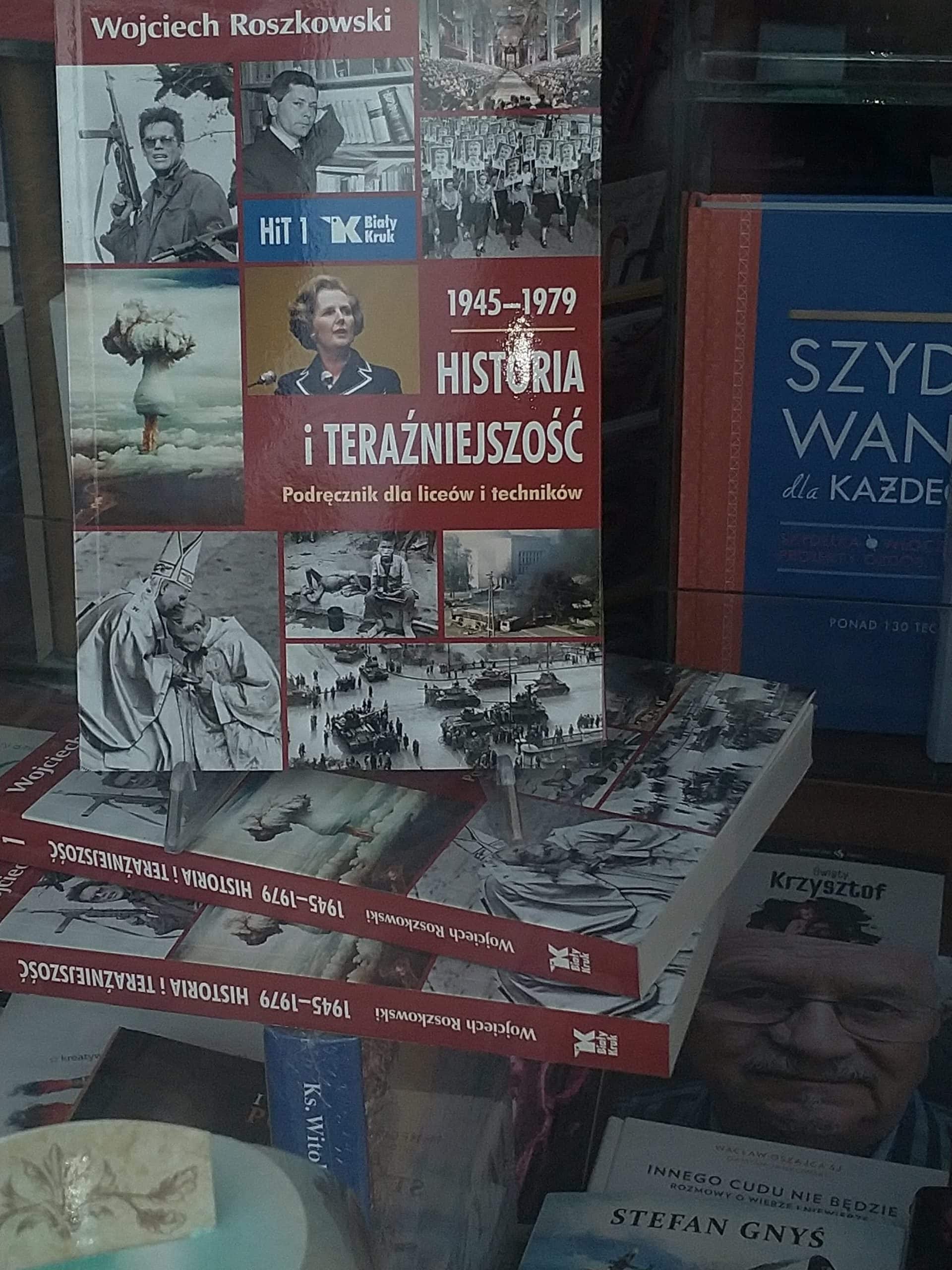Podręcznik do Historii i Teraźniejszości zostanie ocenzurowany? „Biały Kruk” usuwa fragment