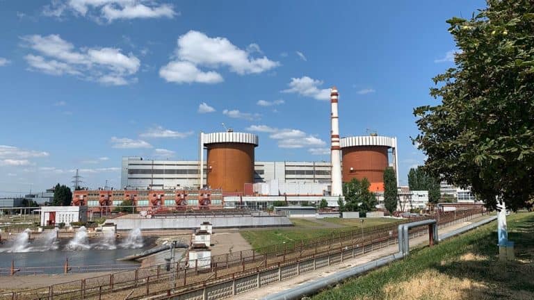 Rosyjski ostrzał rakietowy elektrowni jądrowej w obwodzie mikołajowskim