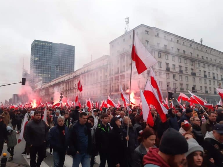 Święto polskich patriotów – dziesiątki tysięcy Polaków na Marszu Niepodległości