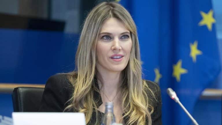 Wiceszefowa Parlamentu Europejskiego postawiona w stan oskarżenia i aresztowana