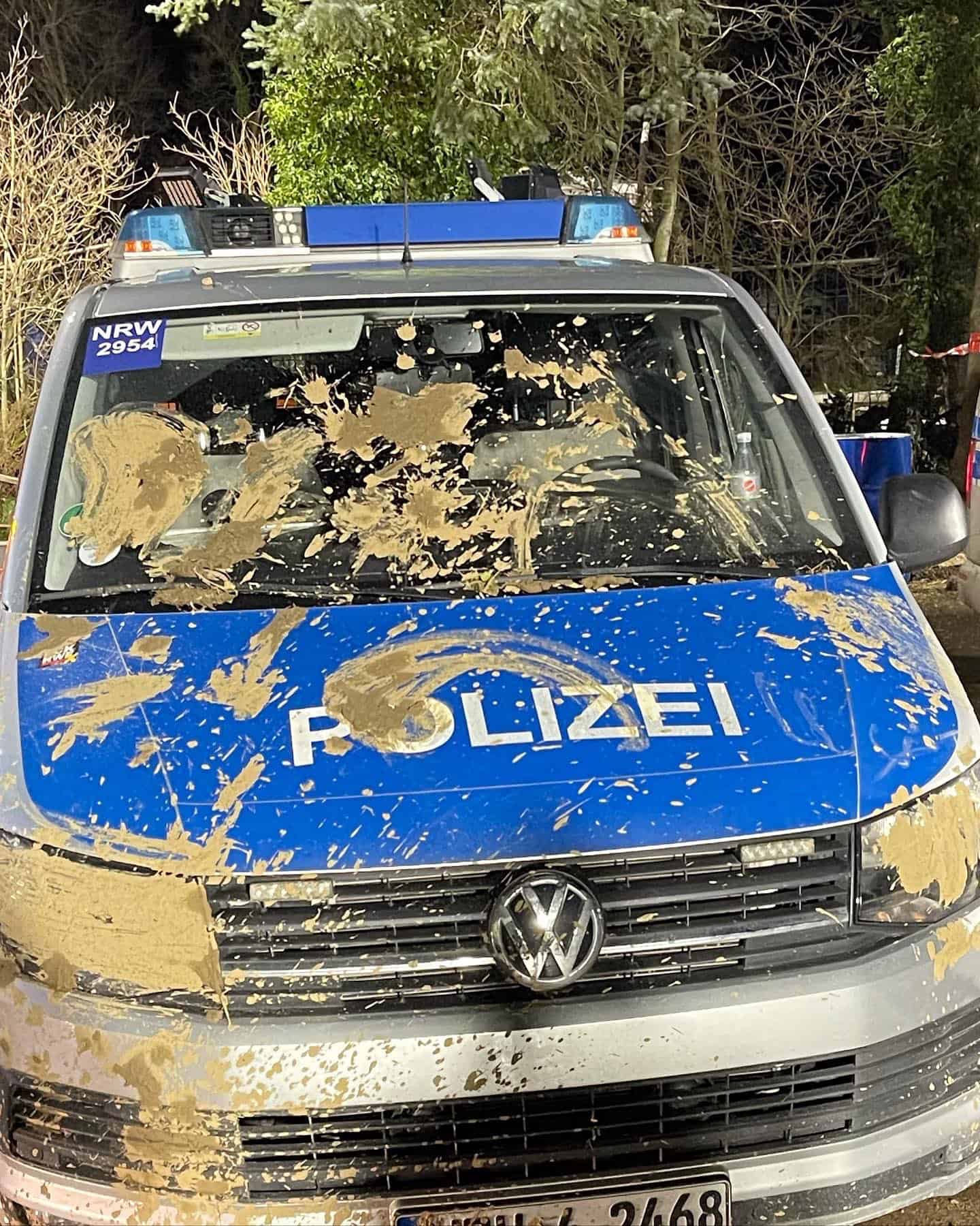 Gmyz: Po śmierci ekologa policja postępuje znacznie ostrożniej