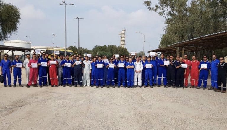 Iran: Strajk powszechny pracowników firm naftowych i petrochemicznych