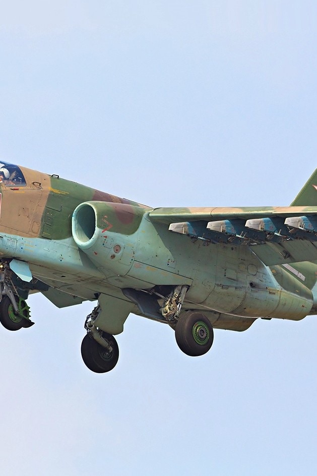 Rwanda ostrzelała kongijski samolot Su-25 /filmy/