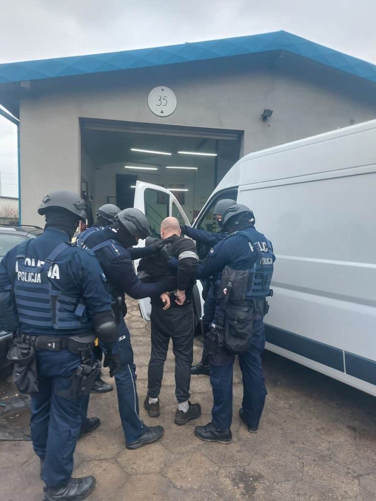 Czterej „windykatorzy” w rękach policji. Nie wykluczone są kolejne zatrzymania