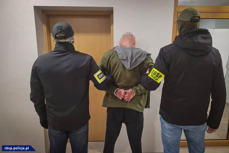 Funkcjonariusze CBŚP i SW rozbili zorganizowaną grupę przestępczą