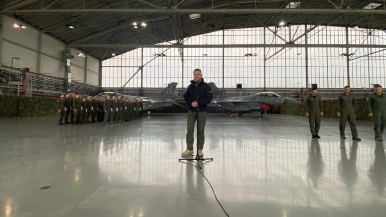 Odprawa załóg samolotów F-35, które zakończyły cykl szkolenia specjalistycznego