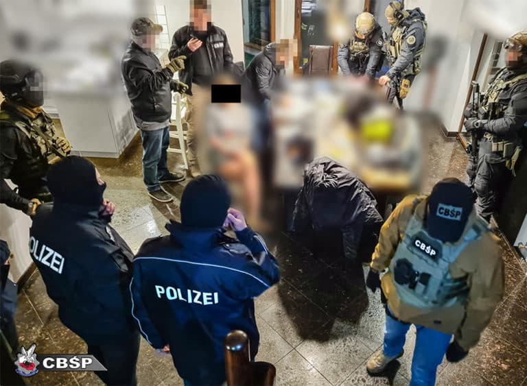 Potężne uderzenie w gang okradający tiry w Niemczech