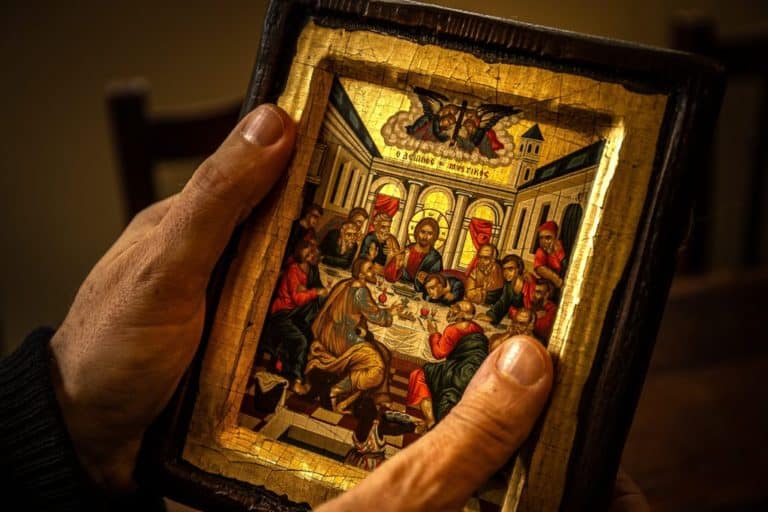 Odzyskano tysiące skradzionych dzieł sztuki, w tym religijnej
