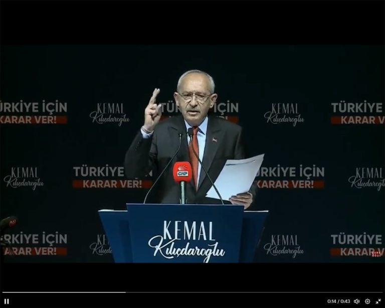 Turcja: Kılıçdaroğlu z gołębia przeistacza się w jastrzębia