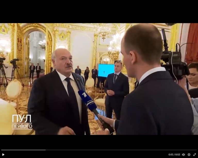 Łukaszenka: Rosyjska broń jądrowa już trafia na Białoruś
