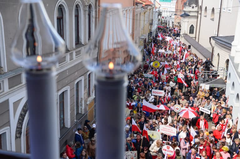 Wielotysięczna Parada Polskości w Wilnie /film/