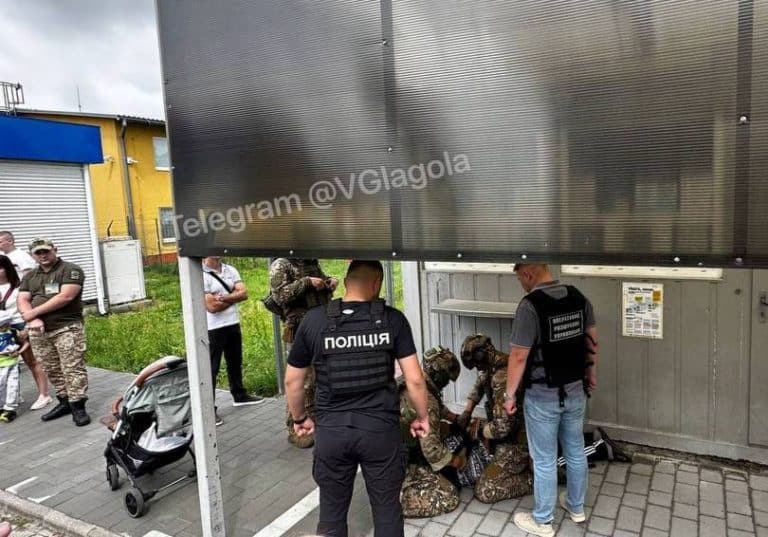 Policja zatrzymała Ukraińca sprzedającego niemowlęta na organy