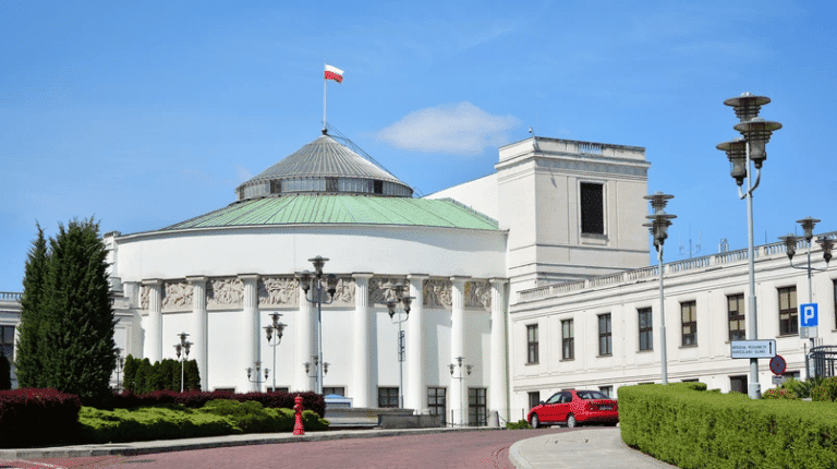 Sejm uchwalił zaostrzenie kar za popieranie Rosji