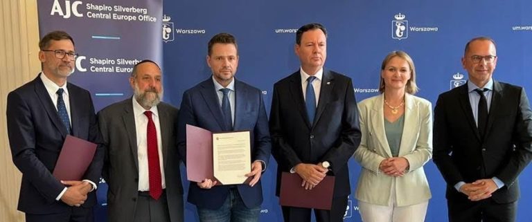 Warszawa uznaje nową definicję „antysemityzmu”