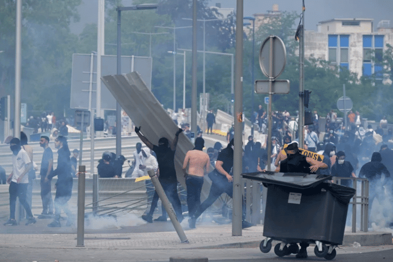 Szwajcaria przygotowuje się na upadek Francji