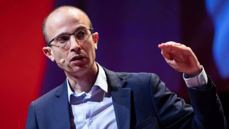 Żydowski globalista Harari domaga się likwidacji 'teoretyków spiskowych”