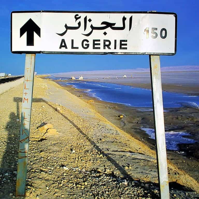 Algieria odmawia Francji przelotu nad swoim terytorium. Chodzi o Niger