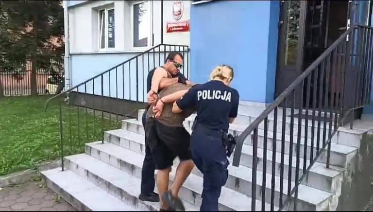 Pijany Ukrainiec zdemolował kaplicę na lotnisku w Balicach