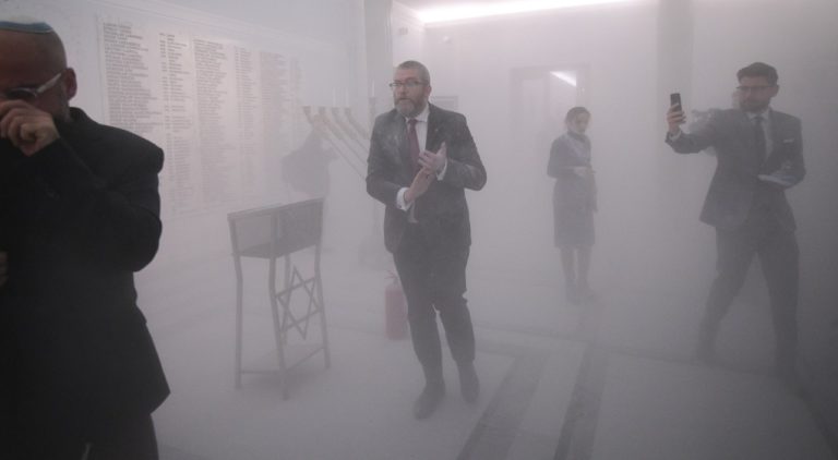 Prokuratura wszczęła postępowanie przeciwko Grzegorzowi Braunowi
