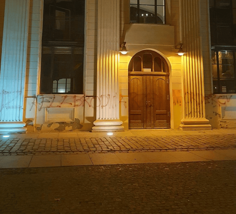 Atak na synagogę we Wrocławiu
