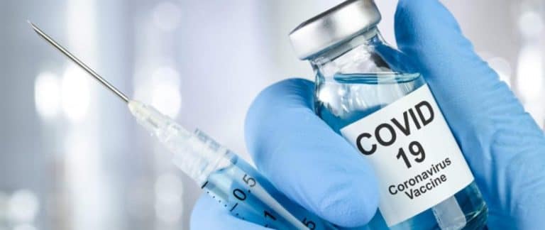 AstraZeneca przyznaje, że jej „szczepionki” wywołują zakrzepicę i zgony
