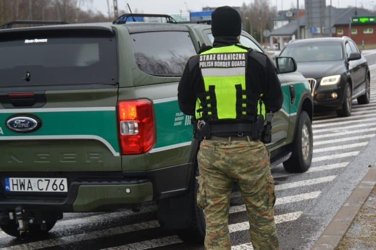 Kolejni Ukraińcy przemycali łukaszenkowych nachodźców