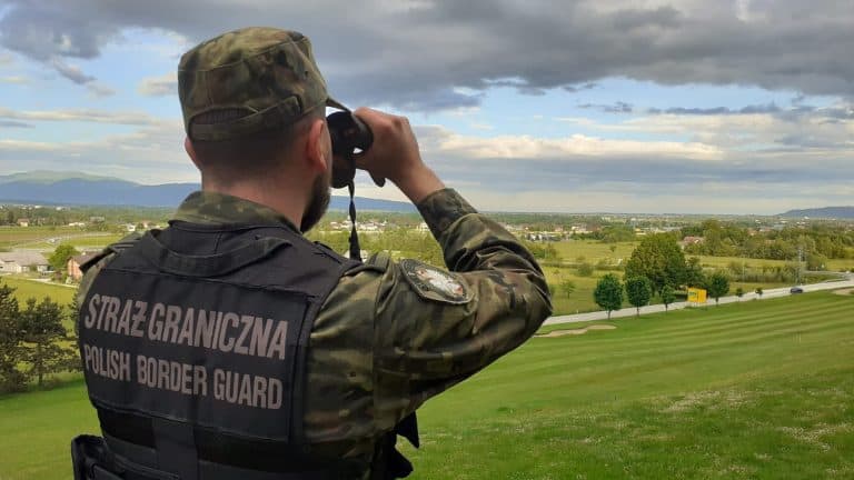 Kolejni Ukraińcy przemycali do Polski nachodźców