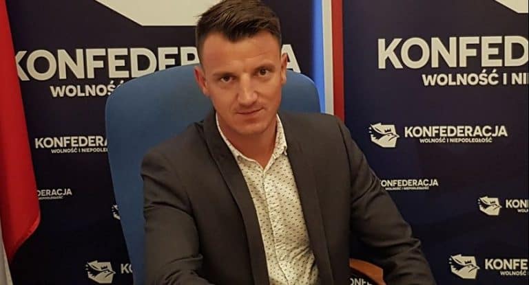 Pijany poseł Konfederacji zaatakował policjantów