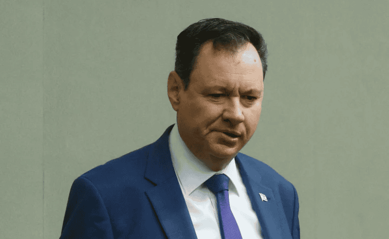 Bezczelny żydowski ambasador napisał o „polskich obozach”