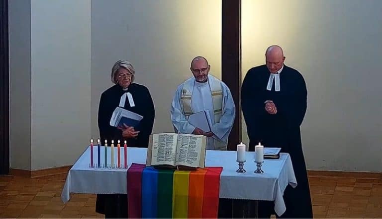 Polscy protestanci zaczęli błogosławić związki sodomitów