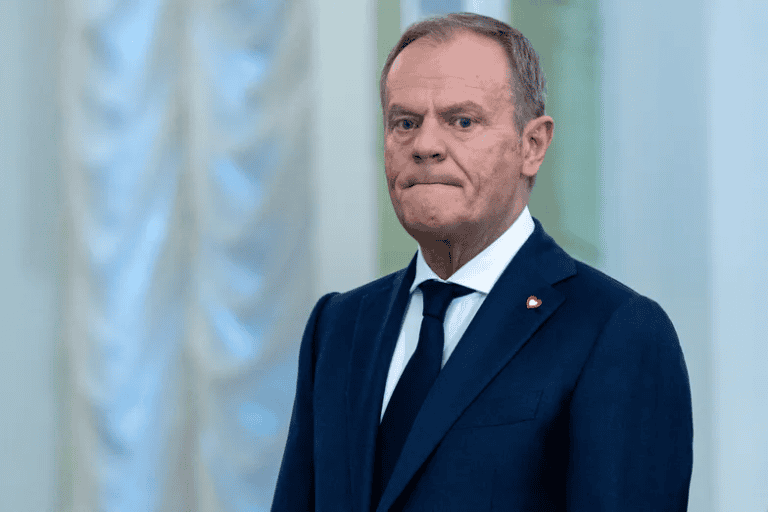 Tusk zadłuża Polskę znacznie szybciej od PiS