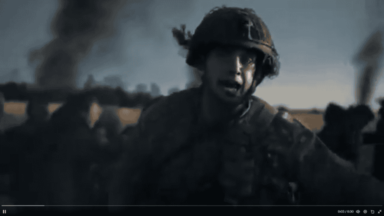 Nagły wysyp „białych” reklam w Wielkiej Brytanii. Szykują się do wojny?