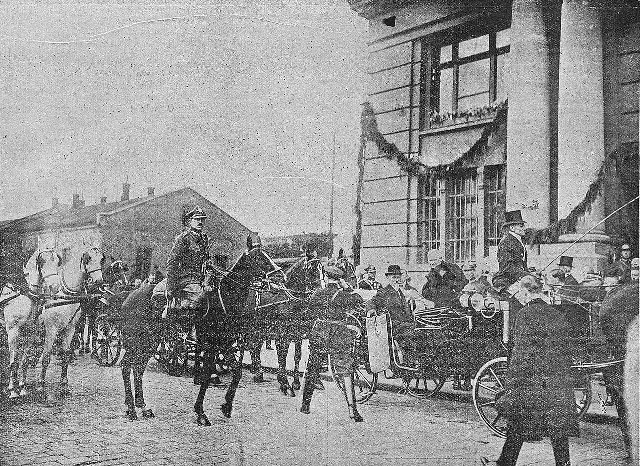 Historical timeline: September 5, 1924 – assassination effort  on president   Wojciechowski