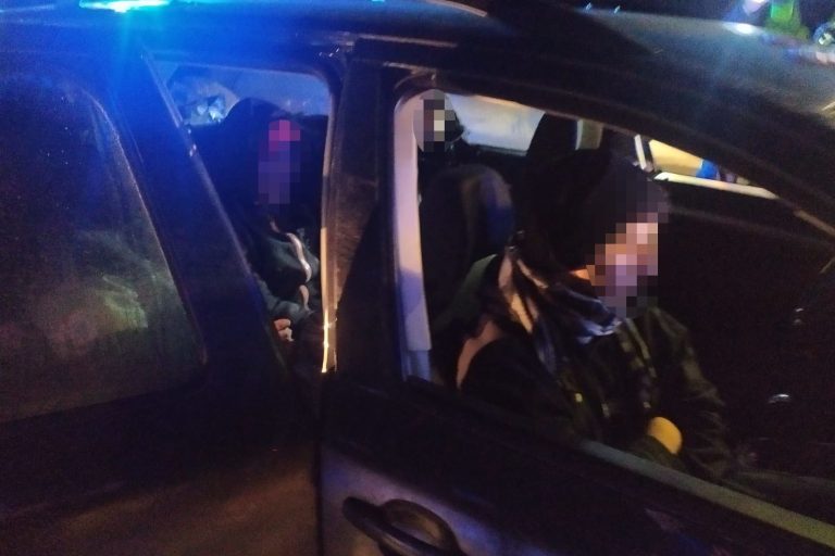 Ukrainiec przemycał 5 nachodźców