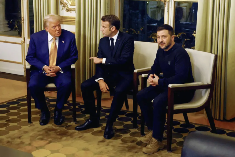 Zełenski skrytykowany za strój czereśniaka. „Brak szacunku”