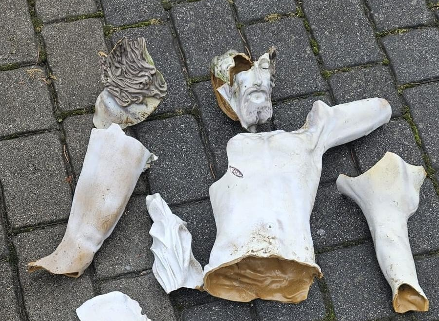 Kolejna profanacja krzyża. Tym razem w Tychach
