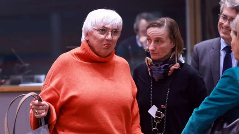 Zieloni komuniści domagają się cenzury portalu X