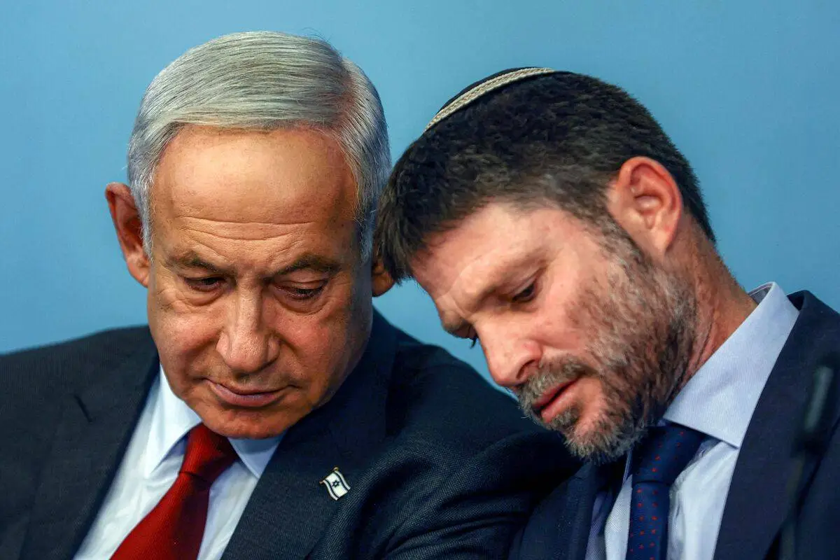 Smotrich grozi obaleniem rządu Izraela, jeśli ten nie będzie kontynuował ludobójstwa w Gazie