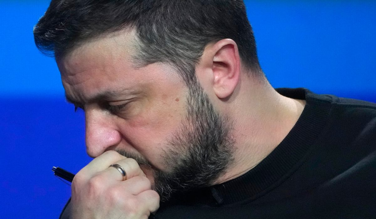 Zełenski zmiękł. Zapowiada dążenie do pokoju