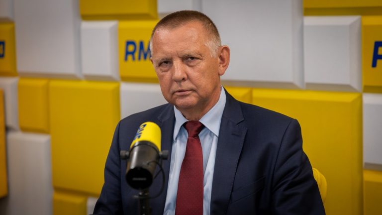 Gigantyczny przekręt PiS na zakupie żywności dla Ukrainy