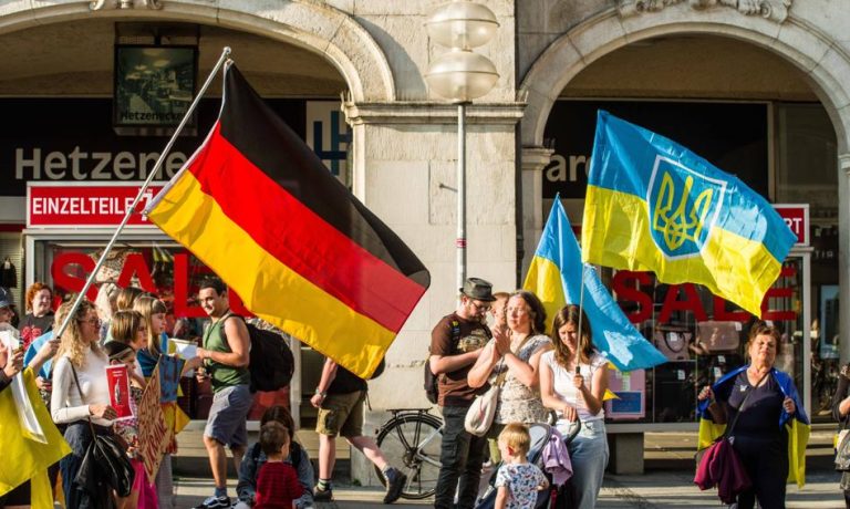 Niemcy chcą deportować na Ukrainę mężczyzn, zdolnych do służby wojskowej