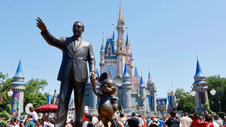 Amerykańskie władze rozpoczęły dochodzenie w sprawie promowanie przez Disney agendy dewiacyjnej