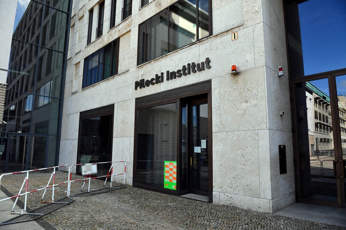 Conference on works of art stolen by Germans canceled