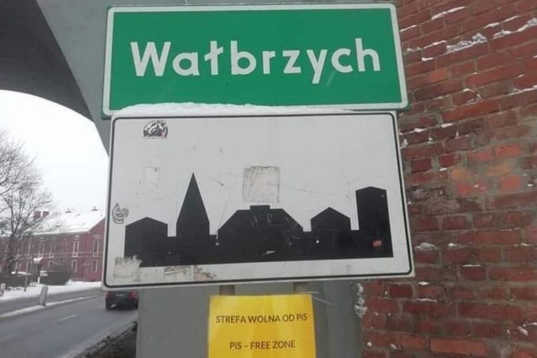 Prezydent Wałbrzycha: Przemoc nachodźców to „naturalne zjawisko”
