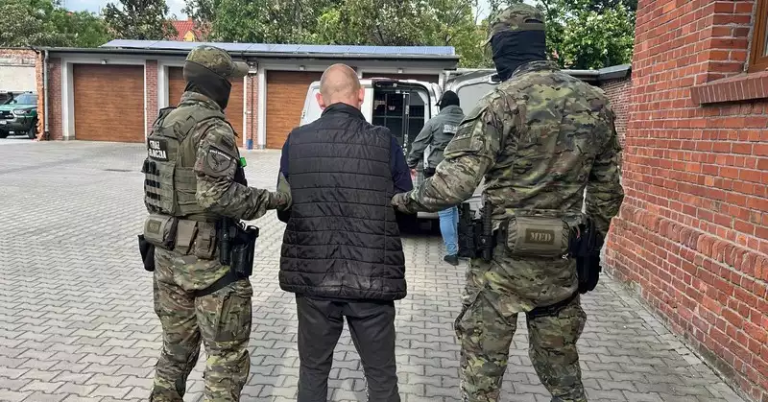 Ukrainiec zdemolował komendę policji