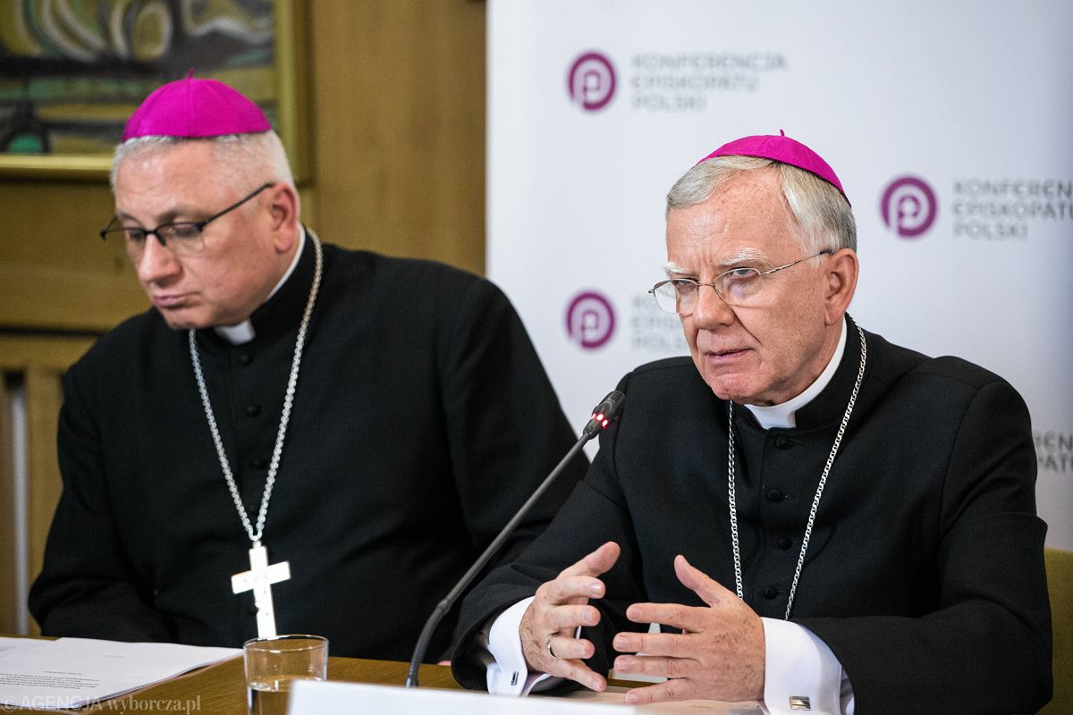 Episkopat twardo przeciwko seksedukacji w polskich szkołach